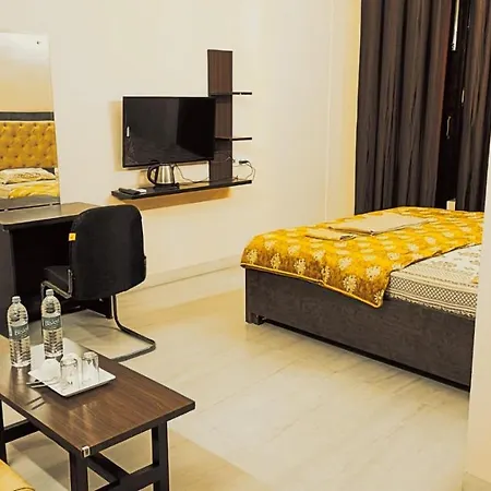 Mi Casa Sector 47 Apartment Gurgaon Exterior photo