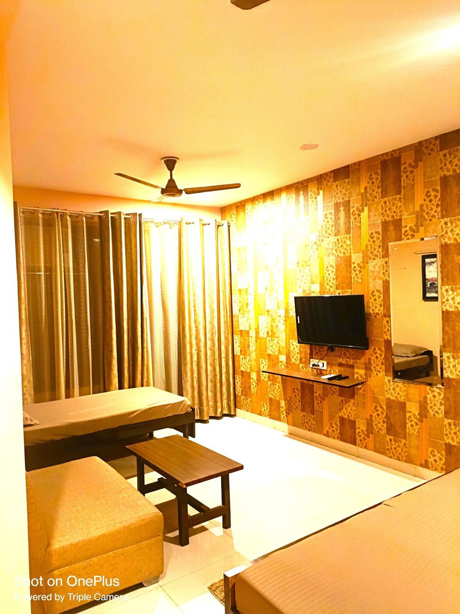 Mi Casa Sector 47 Apartment